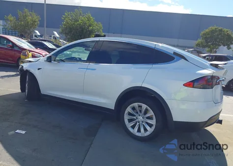 2020 Tesla Model X Long Range Dual Motor All-Wheel Drive/Long Range Plus Dual Motor All-Wheel Drive z USA, uszkodzony, nr VIN 5YJXCBE21LF249974